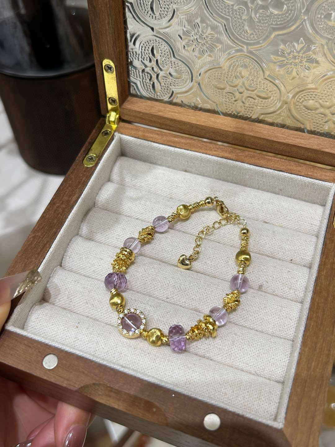 Amethyst and Gold Bracelet
