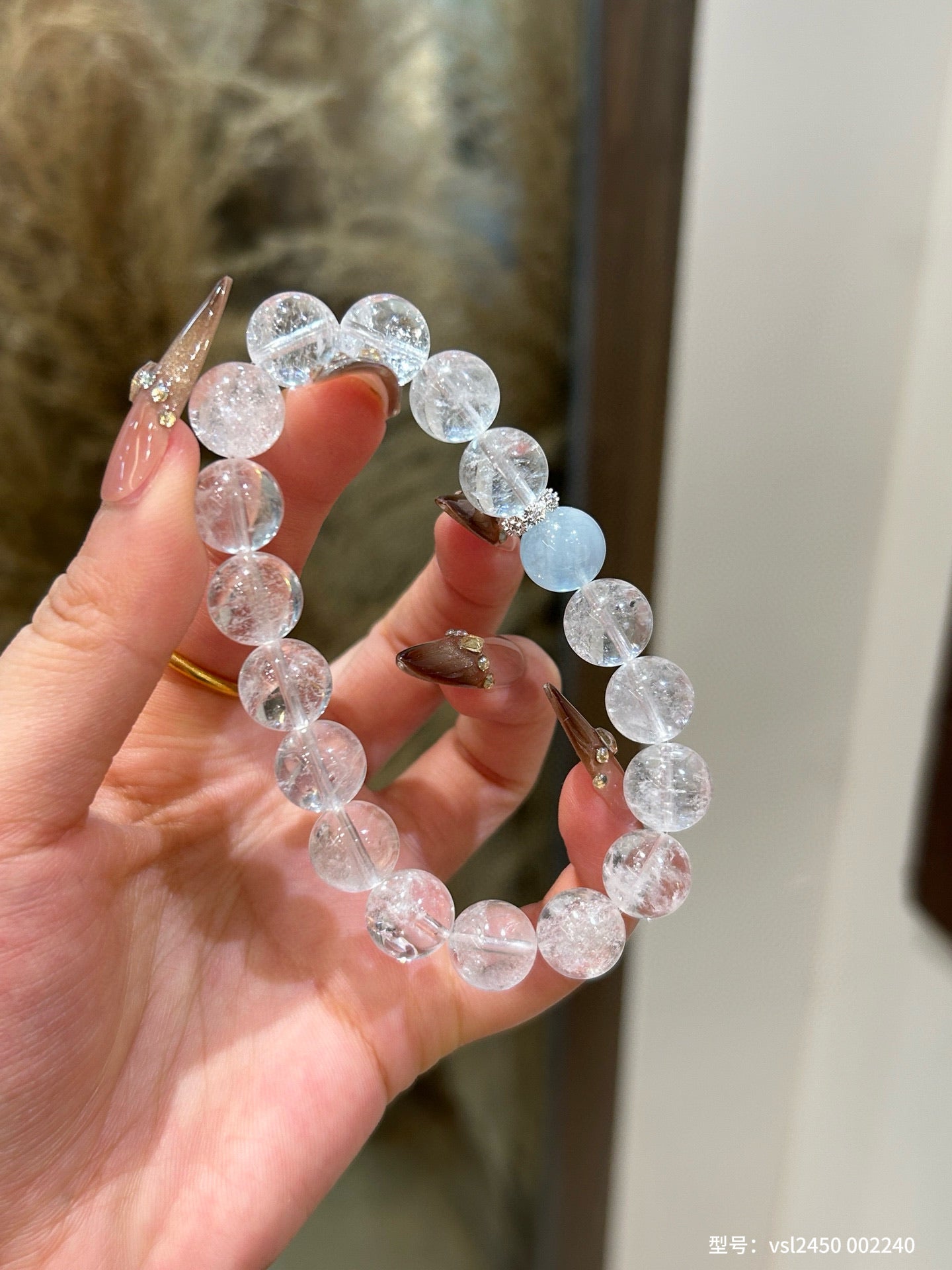 Calming energy bracelet for mindfulness and meditation