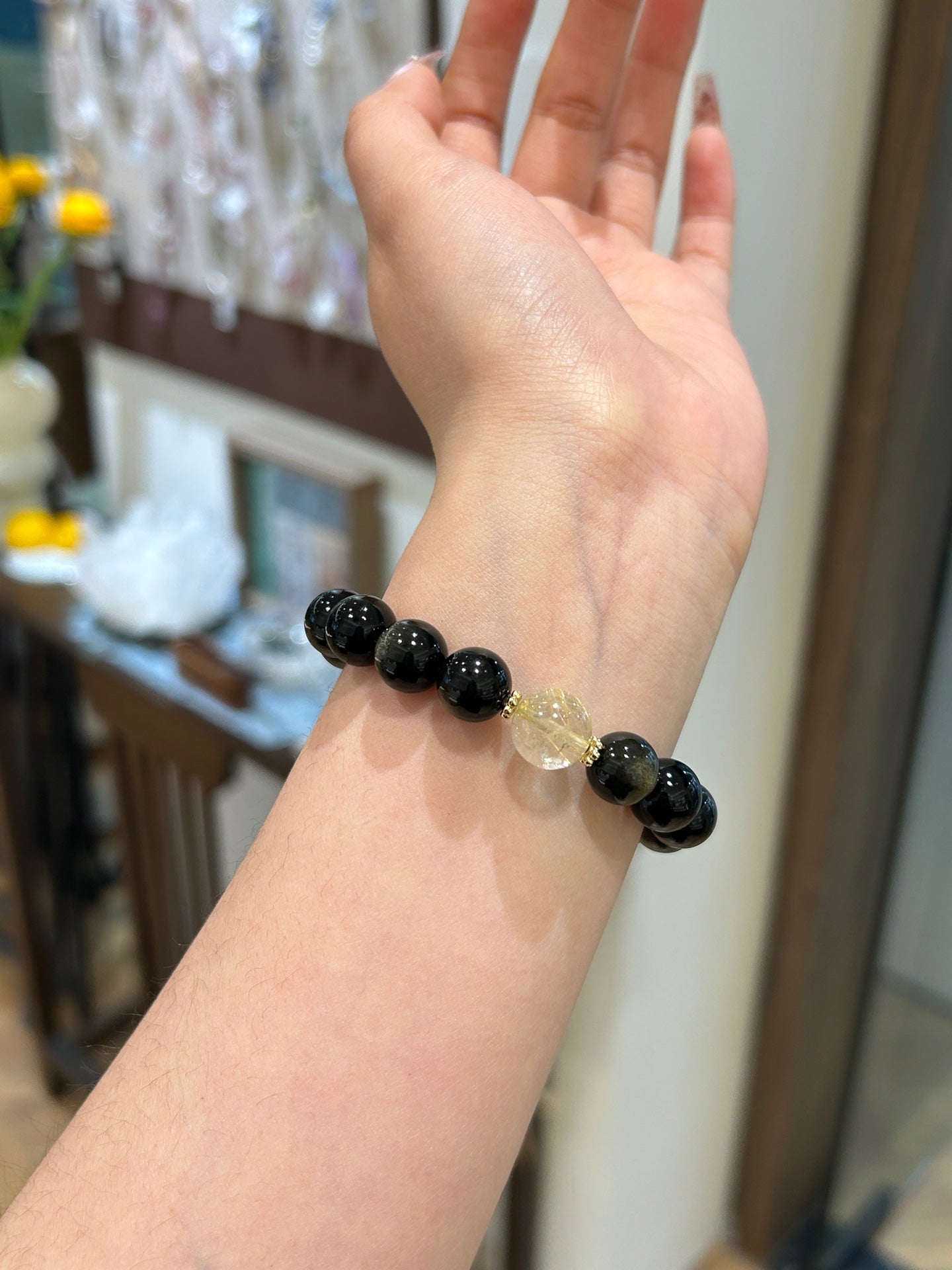 Golden Aura Obsidian Bracelet – Protection & Wealth Alignment